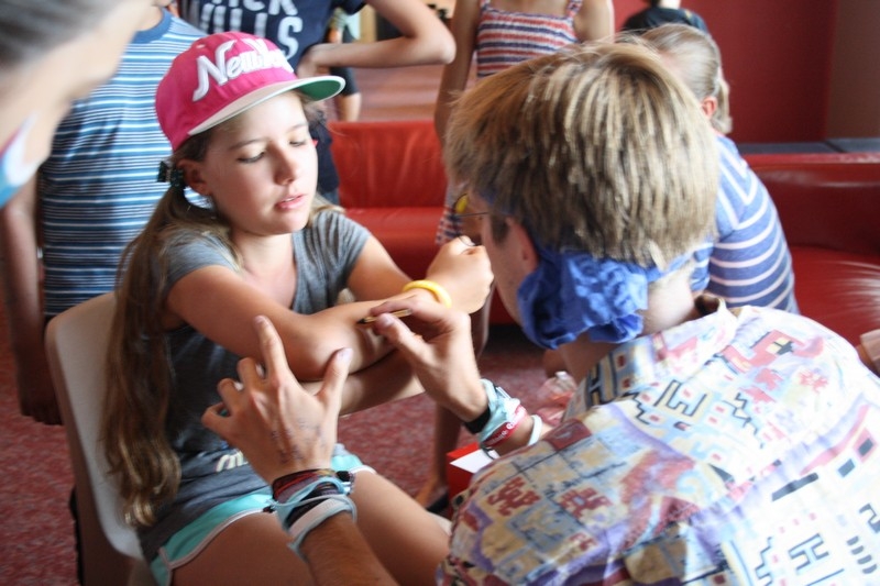 Village Camps International Summer Camp Leysin, Switzerland 2026-08-15 https://www.villagecamps.com/journals_admin/images/709-45-carnival (78).jpg